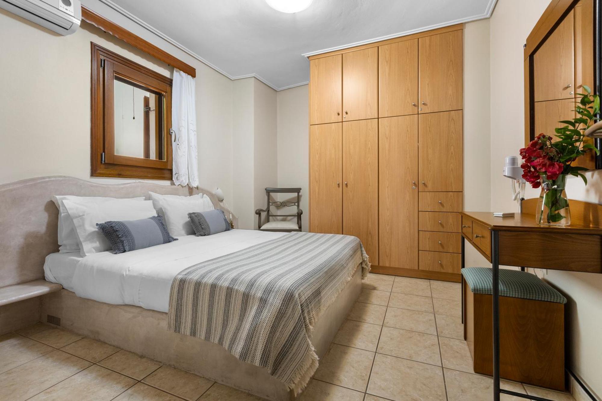 Spetses Center Comfy Apartment Buitenkant foto